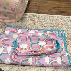 Tommy Bahamas Colorful Rainbow and Cloud Mat 50x60” with Pouch. EUC